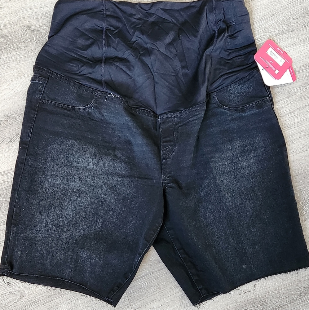 Isabel Maternity Shorts Sz 18 NWT